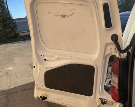 Белый Ситроен Берлинго, объемом двигателя 1.6 л и пробегом 298 тыс. км за 7100 $, фото 10 на Automoto.ua