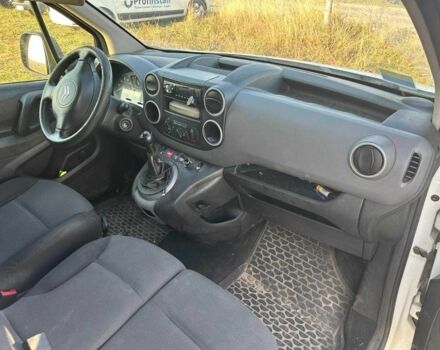 Белый Ситроен Берлинго, объемом двигателя 1.6 л и пробегом 223 тыс. км за 8200 $, фото 5 на Automoto.ua