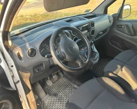 Белый Ситроен Берлинго, объемом двигателя 1.6 л и пробегом 223 тыс. км за 8200 $, фото 10 на Automoto.ua