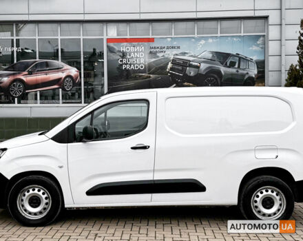 Белый Ситроен Берлинго, объемом двигателя 1.6 л и пробегом 157 тыс. км за 16797 $, фото 4 на Automoto.ua