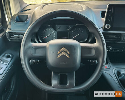 Белый Ситроен Берлинго, объемом двигателя 1.6 л и пробегом 157 тыс. км за 16797 $, фото 14 на Automoto.ua