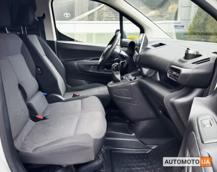 Белый Ситроен Берлинго, объемом двигателя 1.6 л и пробегом 157 тыс. км за 16797 $, фото 12 на Automoto.ua