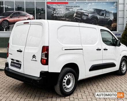 Белый Ситроен Берлинго, объемом двигателя 1.6 л и пробегом 157 тыс. км за 16797 $, фото 6 на Automoto.ua