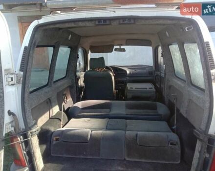 Білий Сітроен Берлінго, об'ємом двигуна 1.6 л та пробігом 330 тис. км за 1750 $, фото 2 на Automoto.ua