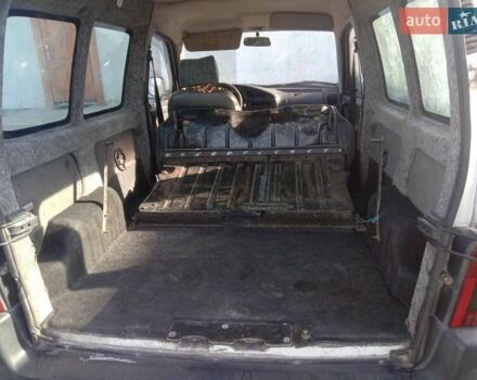 Білий Сітроен Берлінго, об'ємом двигуна 1.6 л та пробігом 330 тис. км за 1750 $, фото 8 на Automoto.ua