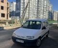 Белый Ситроен Берлинго, объемом двигателя 1.9 л и пробегом 250 тыс. км за 1550 $, фото 1 на Automoto.ua