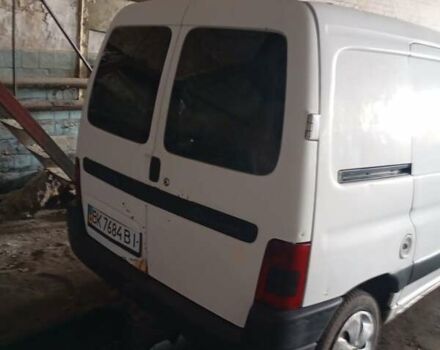 Белый Ситроен Берлинго, объемом двигателя 1.87 л и пробегом 345 тыс. км за 1200 $, фото 4 на Automoto.ua