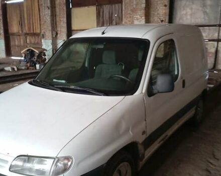 Белый Ситроен Берлинго, объемом двигателя 1.87 л и пробегом 345 тыс. км за 1200 $, фото 5 на Automoto.ua