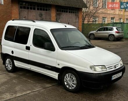 Белый Ситроен Берлинго, объемом двигателя 1.87 л и пробегом 301 тыс. км за 2250 $, фото 3 на Automoto.ua