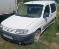 Белый Ситроен Берлинго, объемом двигателя 1.9 л и пробегом 300 тыс. км за 650 $, фото 1 на Automoto.ua