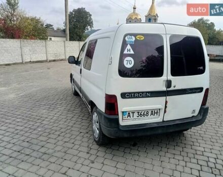 Білий Сітроен Берлінго, об'ємом двигуна 1.9 л та пробігом 290 тис. км за 1550 $, фото 1 на Automoto.ua