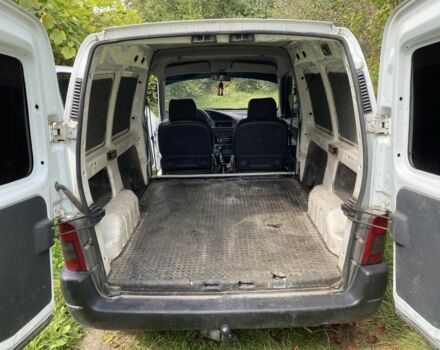 Белый Ситроен Берлинго, объемом двигателя 1.9 л и пробегом 344 тыс. км за 1950 $, фото 6 на Automoto.ua