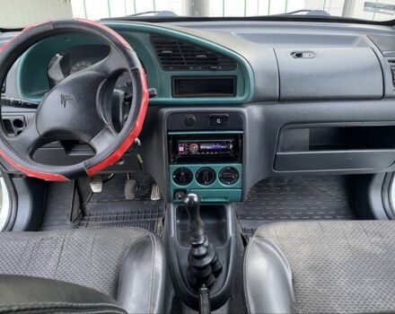 Белый Ситроен Берлинго, объемом двигателя 1.9 л и пробегом 344 тыс. км за 1950 $, фото 8 на Automoto.ua