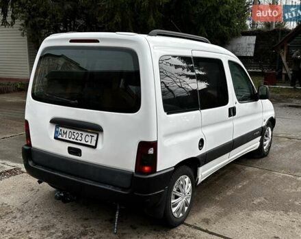 Белый Ситроен Берлинго, объемом двигателя 1.87 л и пробегом 301 тыс. км за 2250 $, фото 5 на Automoto.ua