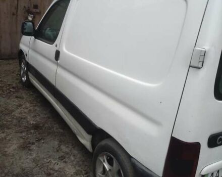 Белый Ситроен Берлинго, объемом двигателя 1.9 л и пробегом 320 тыс. км за 2100 $, фото 3 на Automoto.ua