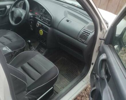 Белый Ситроен Берлинго, объемом двигателя 1.9 л и пробегом 320 тыс. км за 2100 $, фото 7 на Automoto.ua