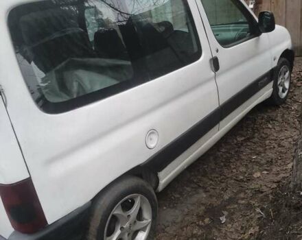 Белый Ситроен Берлинго, объемом двигателя 1.9 л и пробегом 320 тыс. км за 2100 $, фото 4 на Automoto.ua