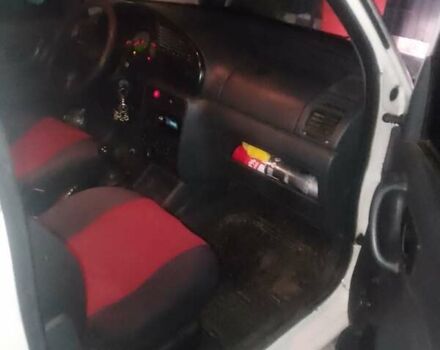 Білий Сітроен Берлінго, об'ємом двигуна 1.9 л та пробігом 400 тис. км за 1700 $, фото 4 на Automoto.ua