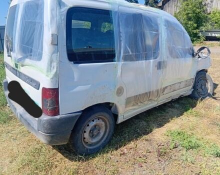 Ситроен Берлинго 2001 в Кицмане на Automoto.ua Белый Ситроен Берлинго, объемом двигателя 0 л и пробегом 380 тыс. км за 1200 $, фото 1 на Automoto.ua