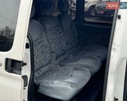 Белый Ситроен Берлинго, объемом двигателя 2 л и пробегом 410 тыс. км за 3990 $, фото 13 на Automoto.ua