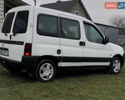 Белый Ситроен Берлинго, объемом двигателя 1.87 л и пробегом 344 тыс. км за 3299 $, фото 13 на Automoto.ua