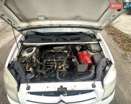 Белый Ситроен Берлинго, объемом двигателя 2 л и пробегом 410 тыс. км за 3500 $, фото 20 на Automoto.ua