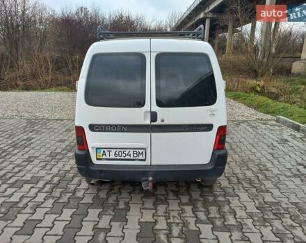Белый Ситроен Берлинго, объемом двигателя 1.4 л и пробегом 135 тыс. км за 3300 $, фото 2 на Automoto.ua