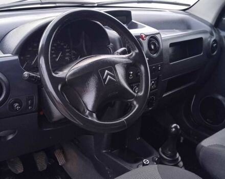 Білий Сітроен Берлінго, об'ємом двигуна 1.9 л та пробігом 300 тис. км за 3680 $, фото 10 на Automoto.ua