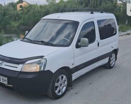 Белый Ситроен Берлинго, объемом двигателя 1.6 л и пробегом 410 тыс. км за 2999 $, фото 8 на Automoto.ua