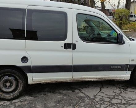 Белый Ситроен Берлинго, объемом двигателя 2 л и пробегом 310 тыс. км за 3000 $, фото 5 на Automoto.ua