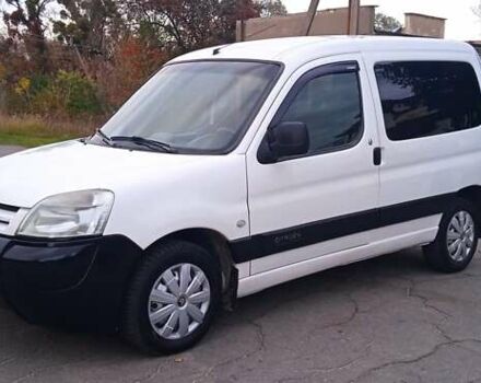 Ситроен Берлинго 2003 в Славуте на Automoto.ua Белый Ситроен Берлинго, объемом двигателя 1.9 л и пробегом 300 тыс. км за 3680 $, фото 4 на Automoto.ua