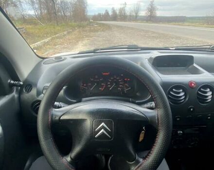 Белый Ситроен Берлинго, объемом двигателя 2 л и пробегом 410 тыс. км за 3500 $, фото 19 на Automoto.ua