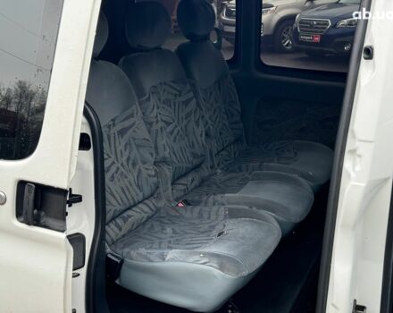 Белый Ситроен Берлинго, объемом двигателя 2 л и пробегом 410 тыс. км за 3990 $, фото 13 на Automoto.ua