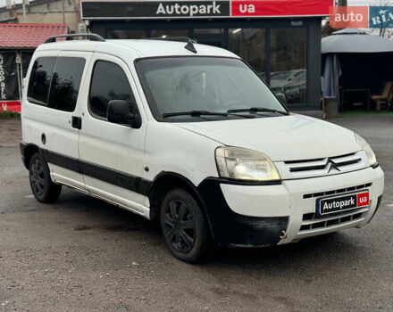 Белый Ситроен Берлинго, объемом двигателя 2 л и пробегом 410 тыс. км за 3990 $, фото 2 на Automoto.ua