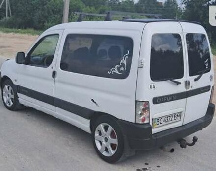 Белый Ситроен Берлинго, объемом двигателя 1.6 л и пробегом 410 тыс. км за 2999 $, фото 2 на Automoto.ua