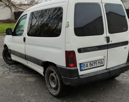 Белый Ситроен Берлинго, объемом двигателя 2 л и пробегом 310 тыс. км за 3000 $, фото 2 на Automoto.ua