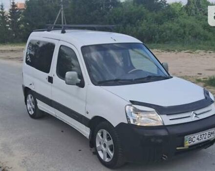 Белый Ситроен Берлинго, объемом двигателя 1.6 л и пробегом 410 тыс. км за 2999 $, фото 10 на Automoto.ua