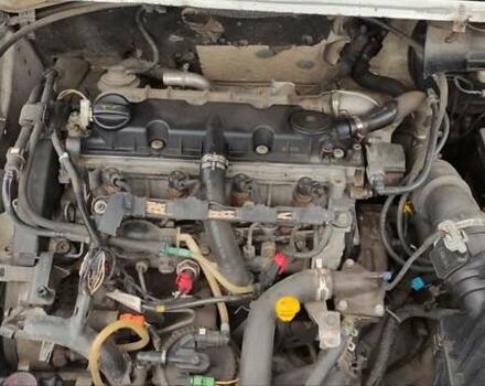 Белый Ситроен Берлинго, объемом двигателя 2 л и пробегом 311 тыс. км за 3000 $, фото 11 на Automoto.ua