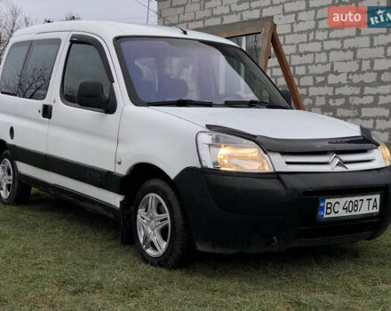 Белый Ситроен Берлинго, объемом двигателя 1.87 л и пробегом 344 тыс. км за 3299 $, фото 1 на Automoto.ua