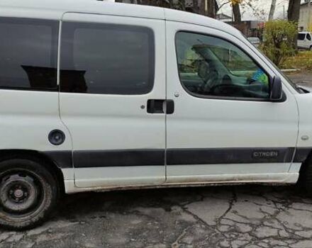 Белый Ситроен Берлинго, объемом двигателя 2 л и пробегом 311 тыс. км за 3000 $, фото 6 на Automoto.ua