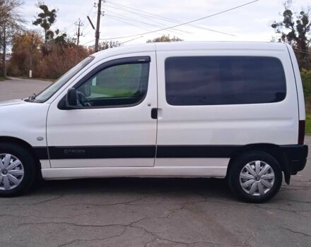 Білий Сітроен Берлінго, об'ємом двигуна 1.9 л та пробігом 300 тис. км за 3680 $, фото 5 на Automoto.ua