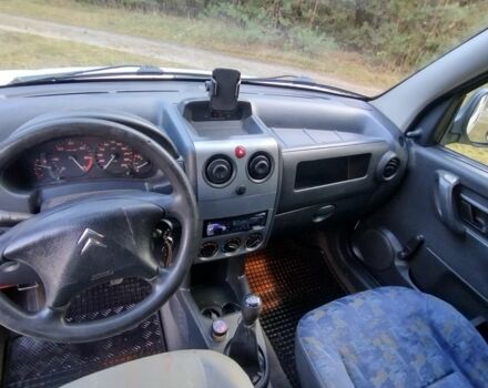 Ситроен Берлинго 2004 в Славуте на Automoto.ua Белый Ситроен Берлинго, объемом двигателя 2 л и пробегом 350 тыс. км за 3000 $, фото 6 на Automoto.ua