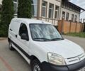 Белый Ситроен Берлинго, объемом двигателя 2 л и пробегом 300 тыс. км за 3900 $, фото 5 на Automoto.ua