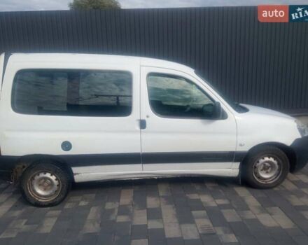 Белый Ситроен Берлинго, объемом двигателя 1.87 л и пробегом 338 тыс. км за 2300 $, фото 8 на Automoto.ua