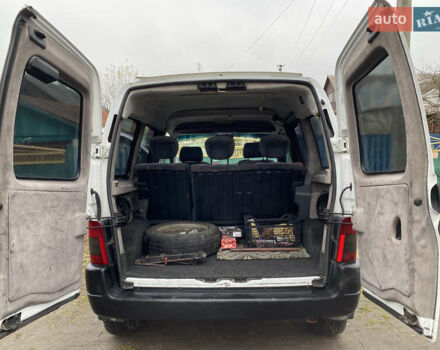 Белый Ситроен Берлинго, объемом двигателя 1.36 л и пробегом 333 тыс. км за 3300 $, фото 6 на Automoto.ua