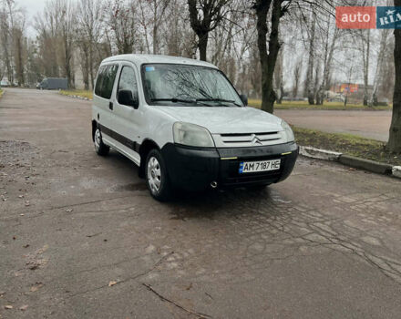 Белый Ситроен Берлинго, объемом двигателя 1.9 л и пробегом 210 тыс. км за 3800 $, фото 9 на Automoto.ua