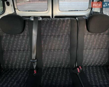 Білий Сітроен Берлінго, об'ємом двигуна 1.9 л та пробігом 270 тис. км за 3600 $, фото 9 на Automoto.ua