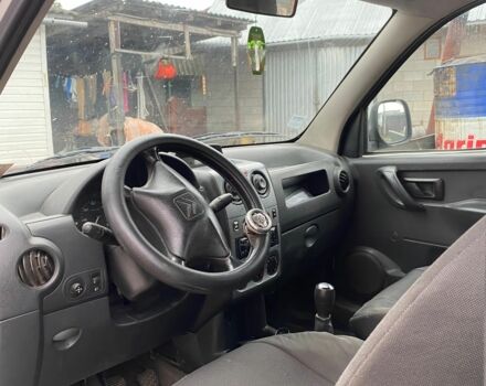 Белый Ситроен Берлинго, объемом двигателя 2 л и пробегом 210 тыс. км за 3300 $, фото 3 на Automoto.ua