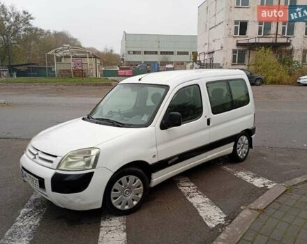 Білий Сітроен Берлінго, об'ємом двигуна 1.9 л та пробігом 245 тис. км за 2543 $, фото 3 на Automoto.ua
