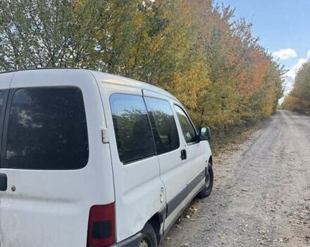 Сітроен Берлінго 2005 у Вінниці на Automoto.ua Білий Сітроен Берлінго, об'ємом двигуна 2 л та пробігом 305 тис. км за 3600 $, фото 2 на Automoto.ua